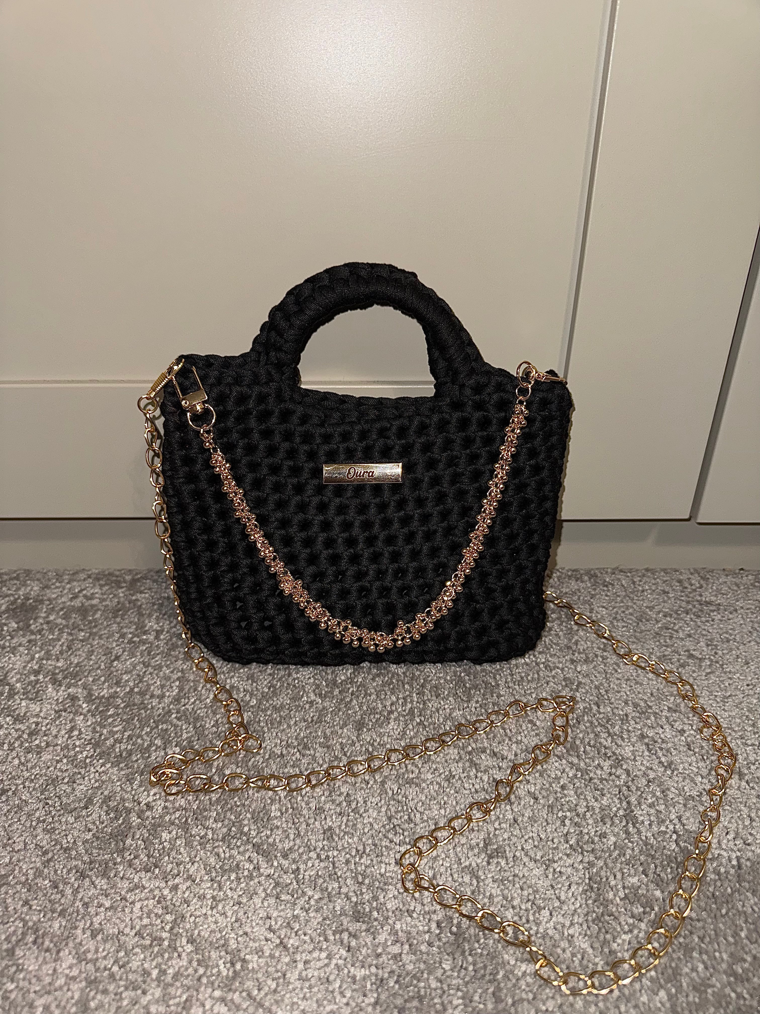 The Classic Chain Bag- Black