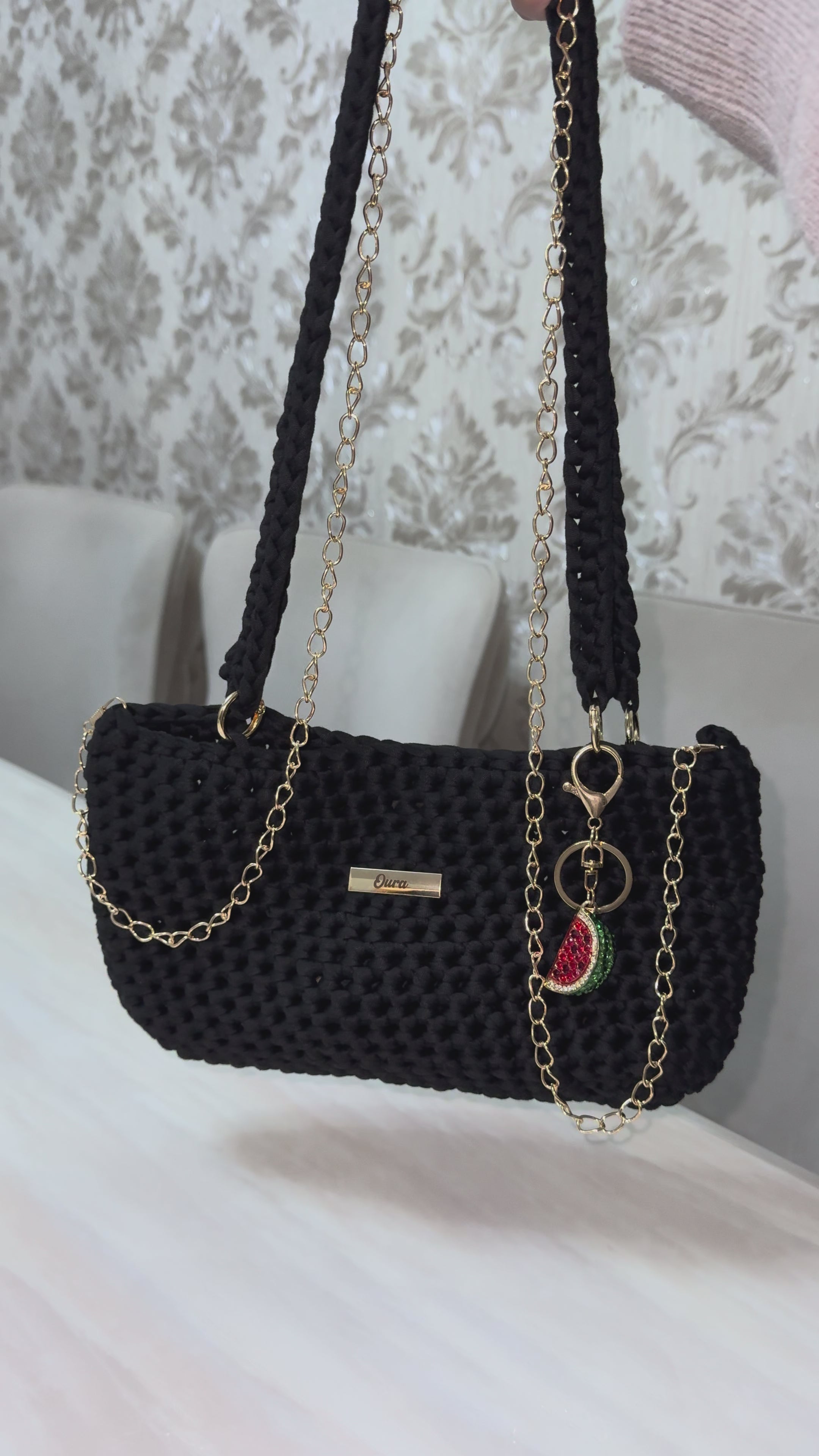 The Classic Chain Bag- Black