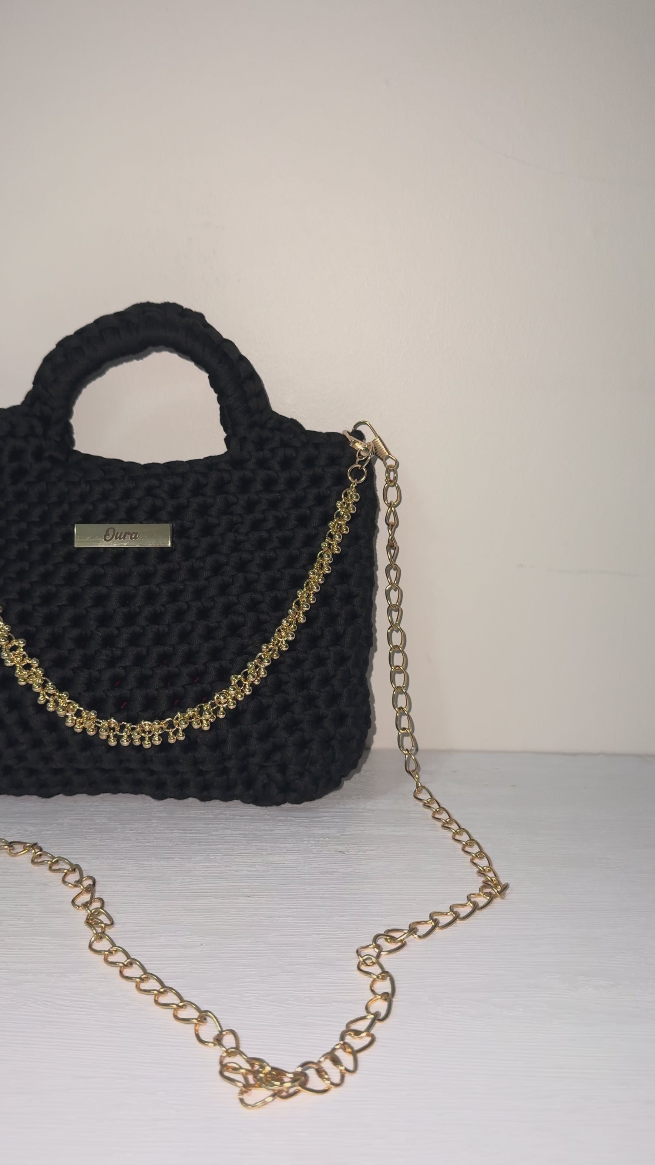 The Classic Chain Bag- Black